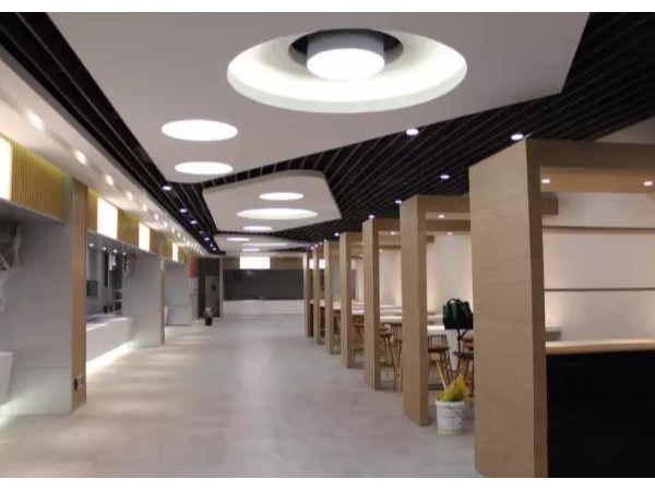 光導(dǎo)管照明系統(tǒng)應(yīng)用于地下空間照明的優(yōu)勢(shì)在哪里？